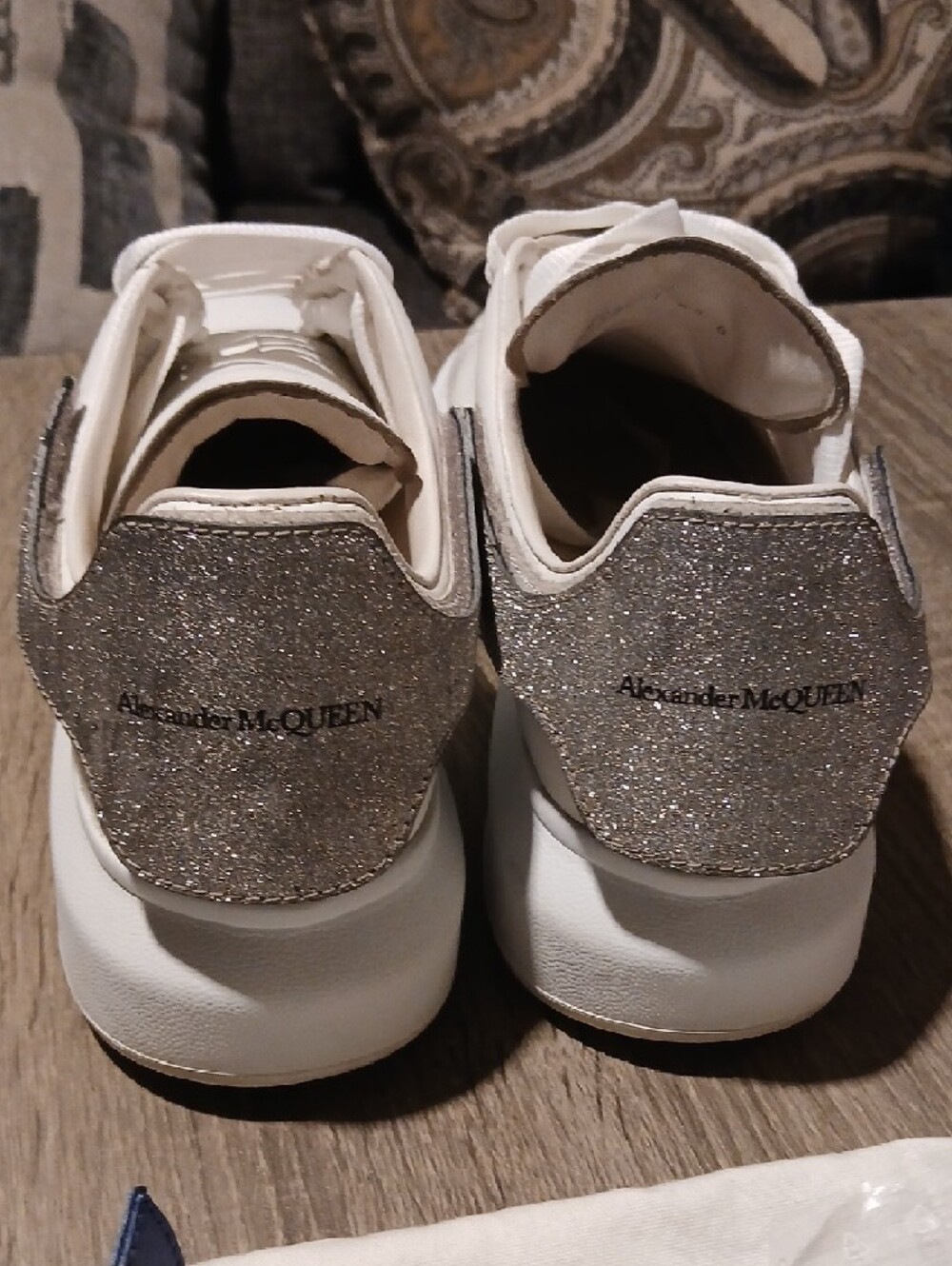 Alexander McQueen Oversized Sneakers – Interchangeable Heel Tabs - Picture 4 of 10